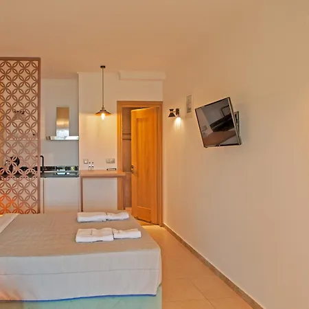 Thalassokipos Aparthotel