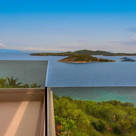 Thalassokipos Vourvourou