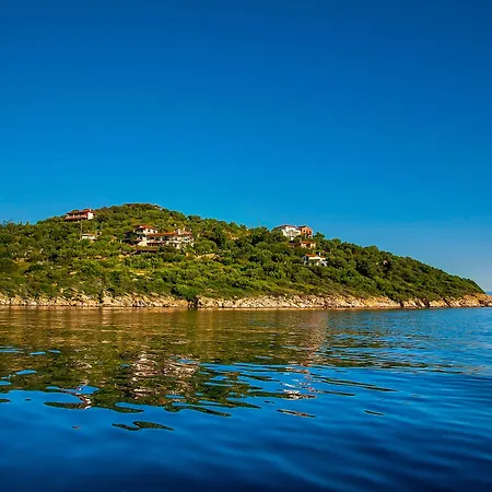 Apartahotel Thalassokipos *