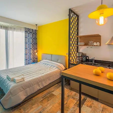 Aparthotel Thalassokipos *