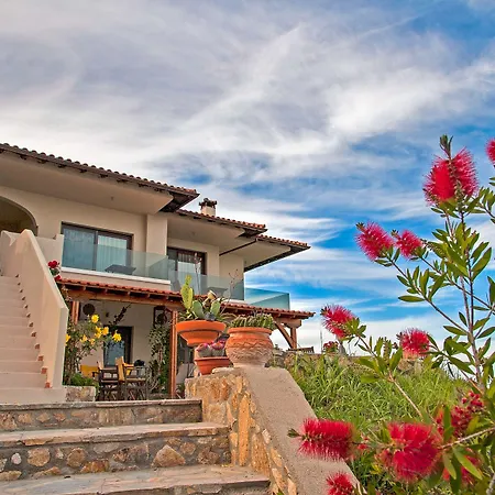 Thalassokipos Vourvourou